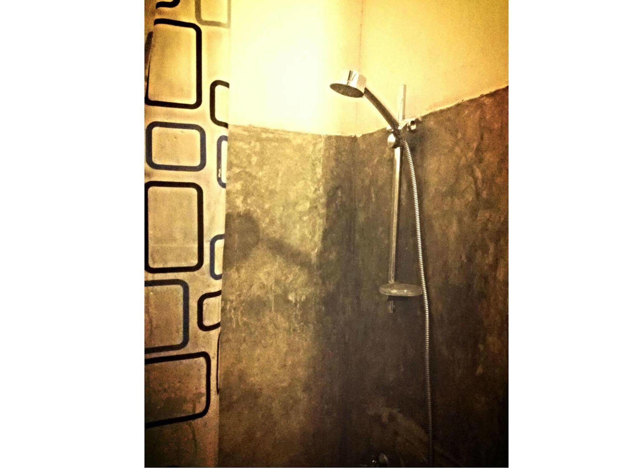 Kandy Walkers Hostel Tennekumbura 외부 사진