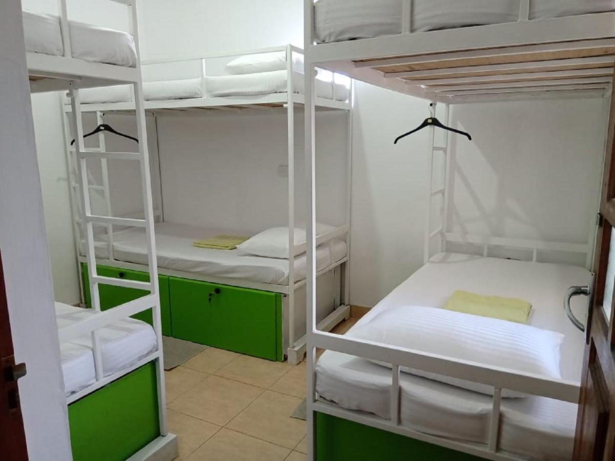 Kandy Walkers Hostel Tennekumbura 호스텔 침대 사진
