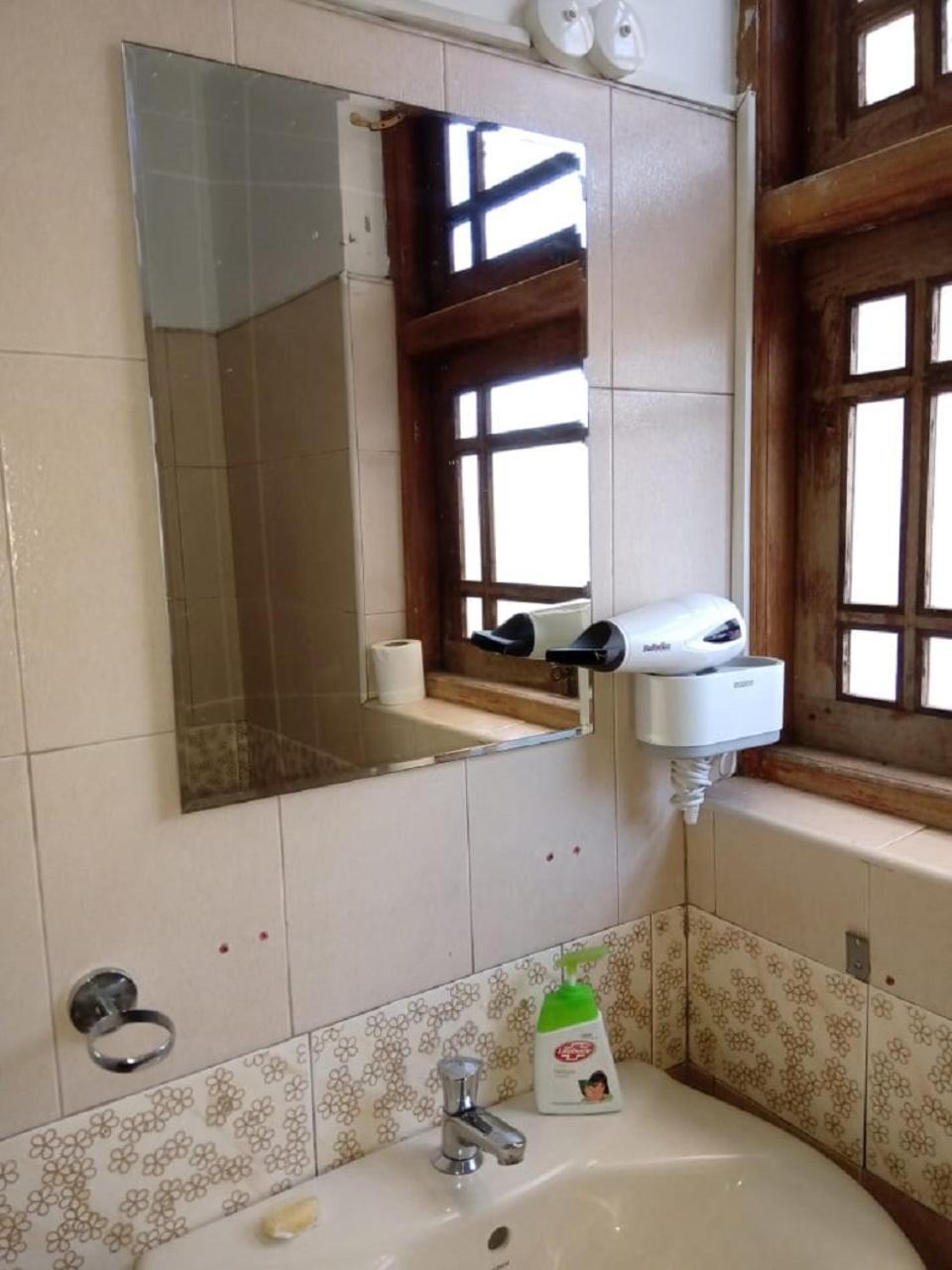 Kandy Walkers Hostel Tennekumbura 외부 사진