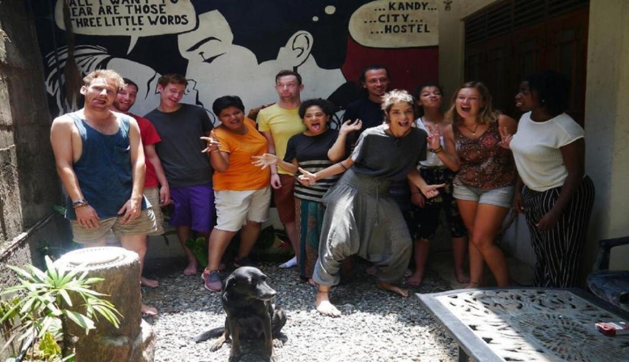 Kandy Walkers Hostel Tennekumbura 외부 사진